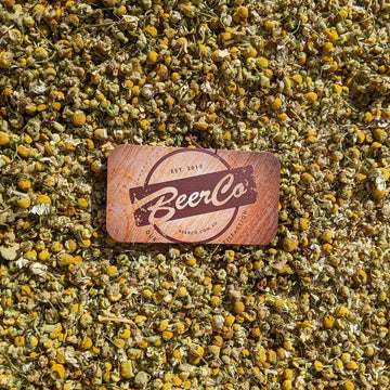 Organic Chamomile Flowers | Asteraceae | Matricaria recutita